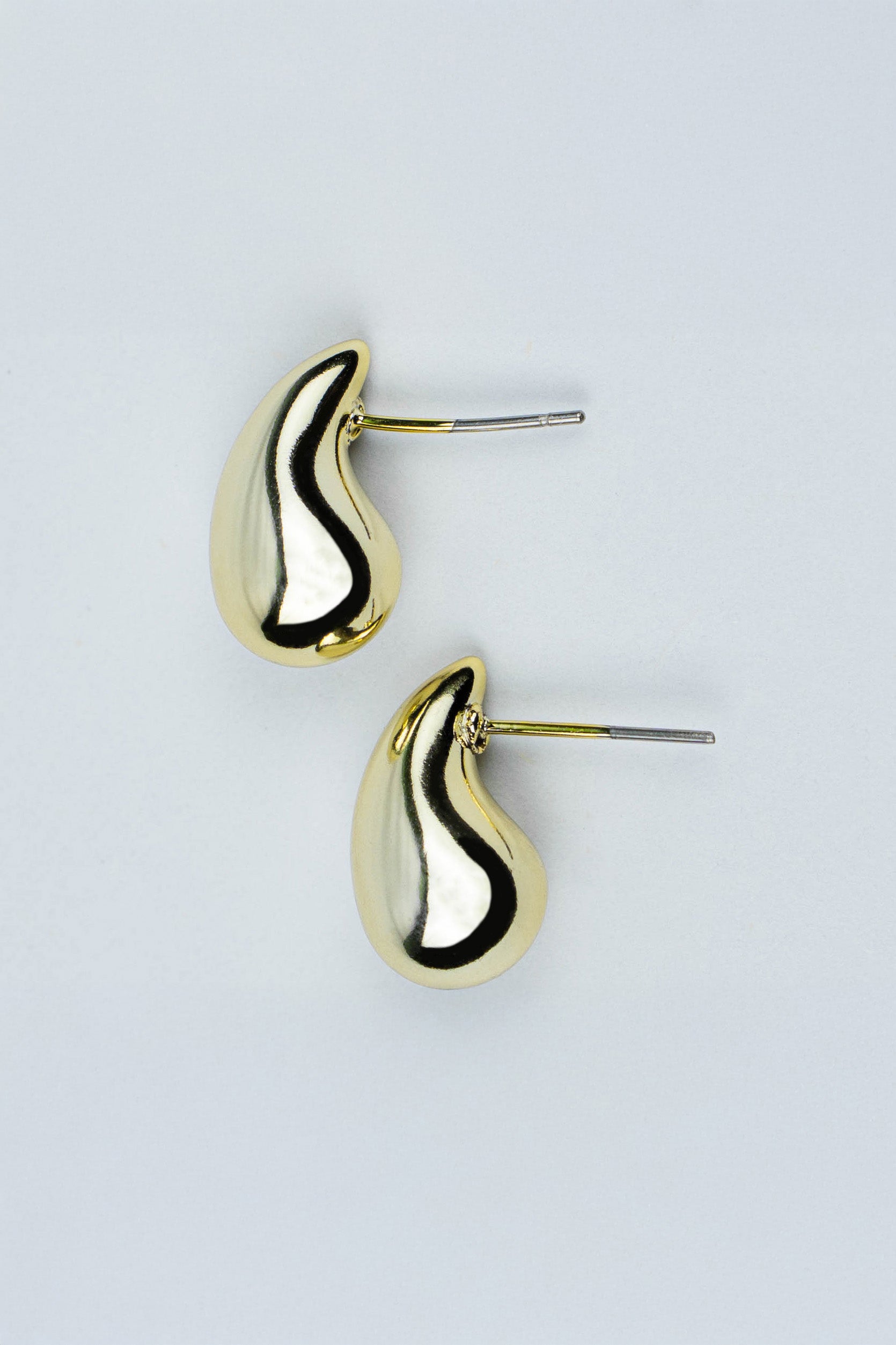 ARETES ALBA DORADOS