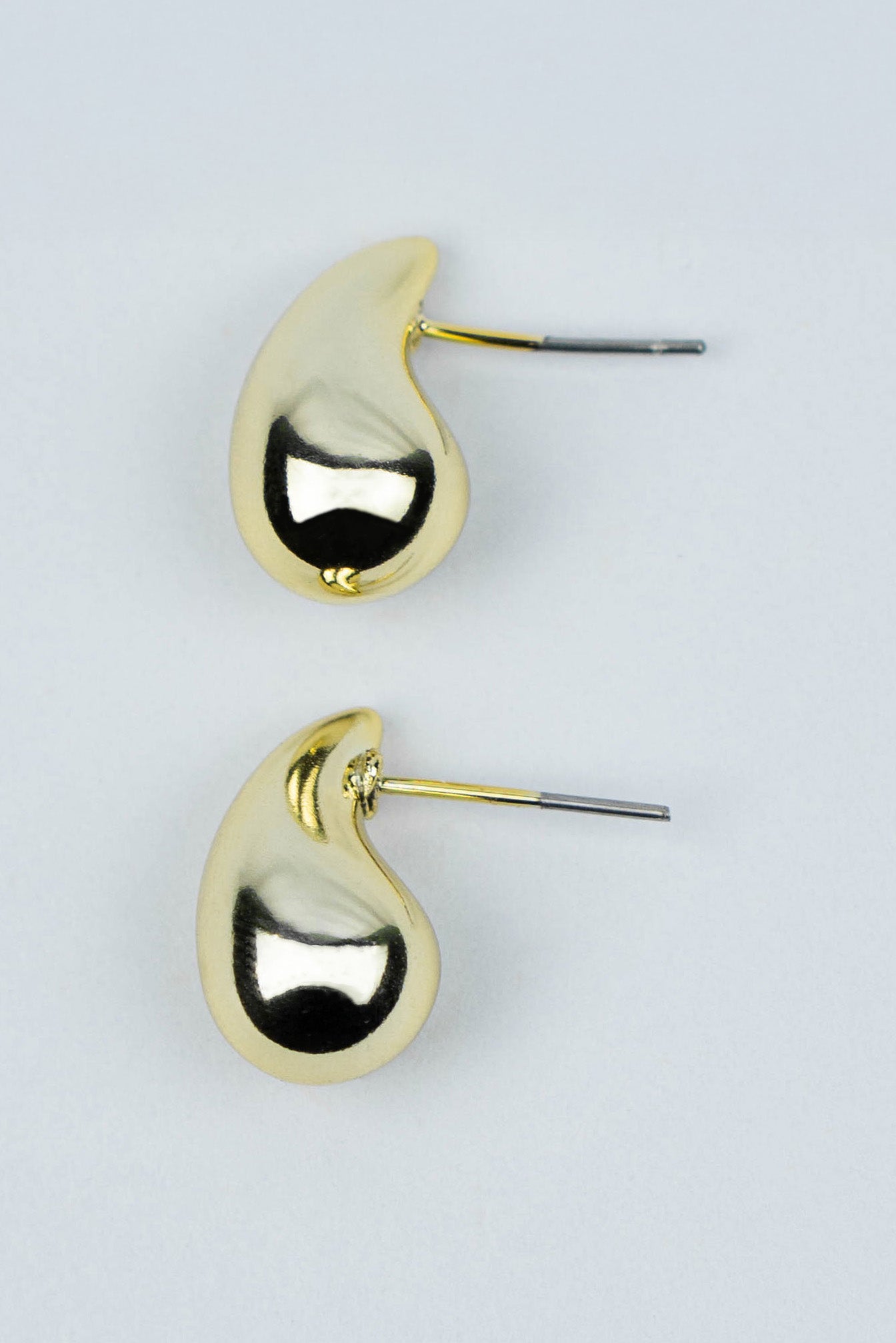 ARETES ALBA DORADOS