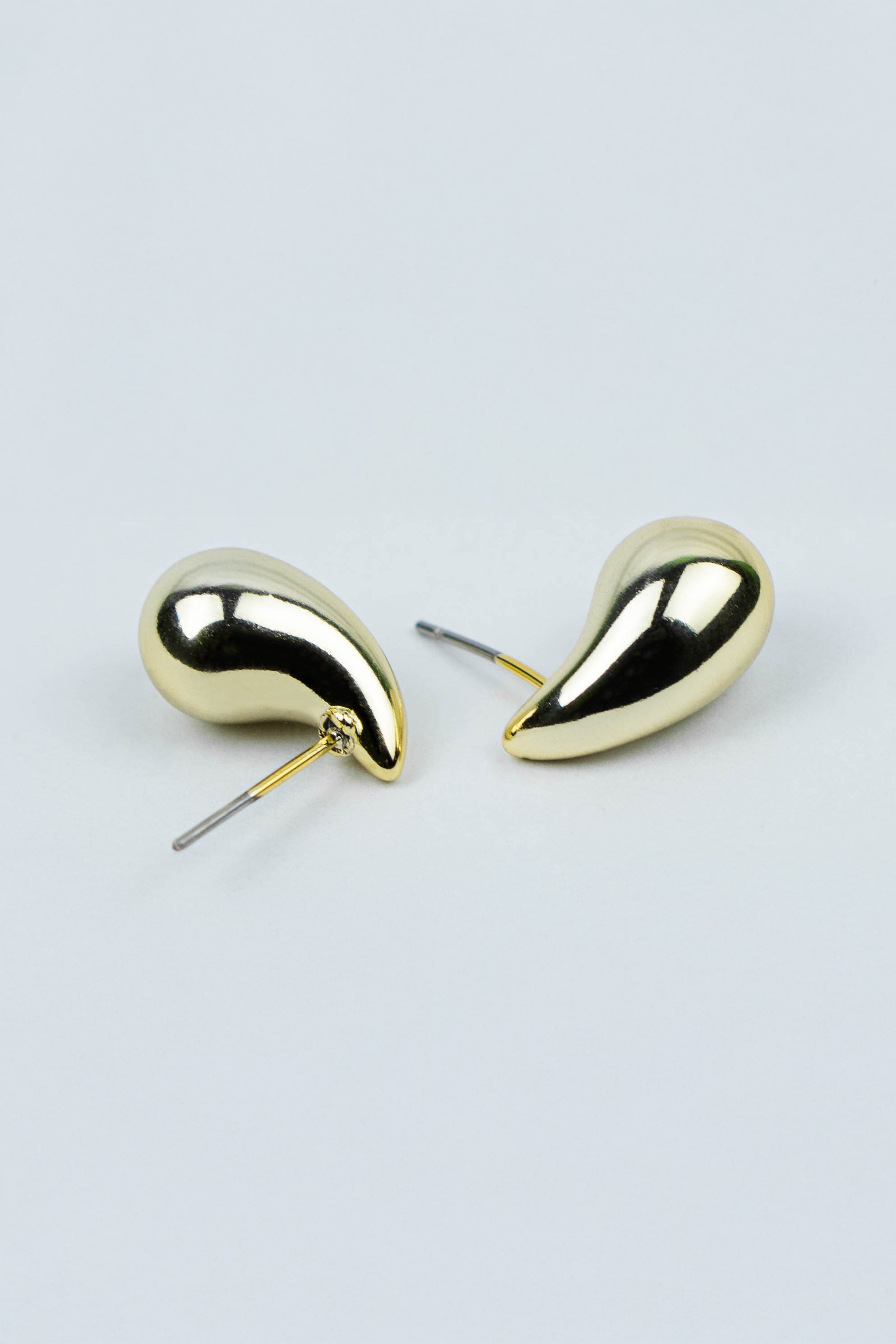 ARETES ALBA DORADOS