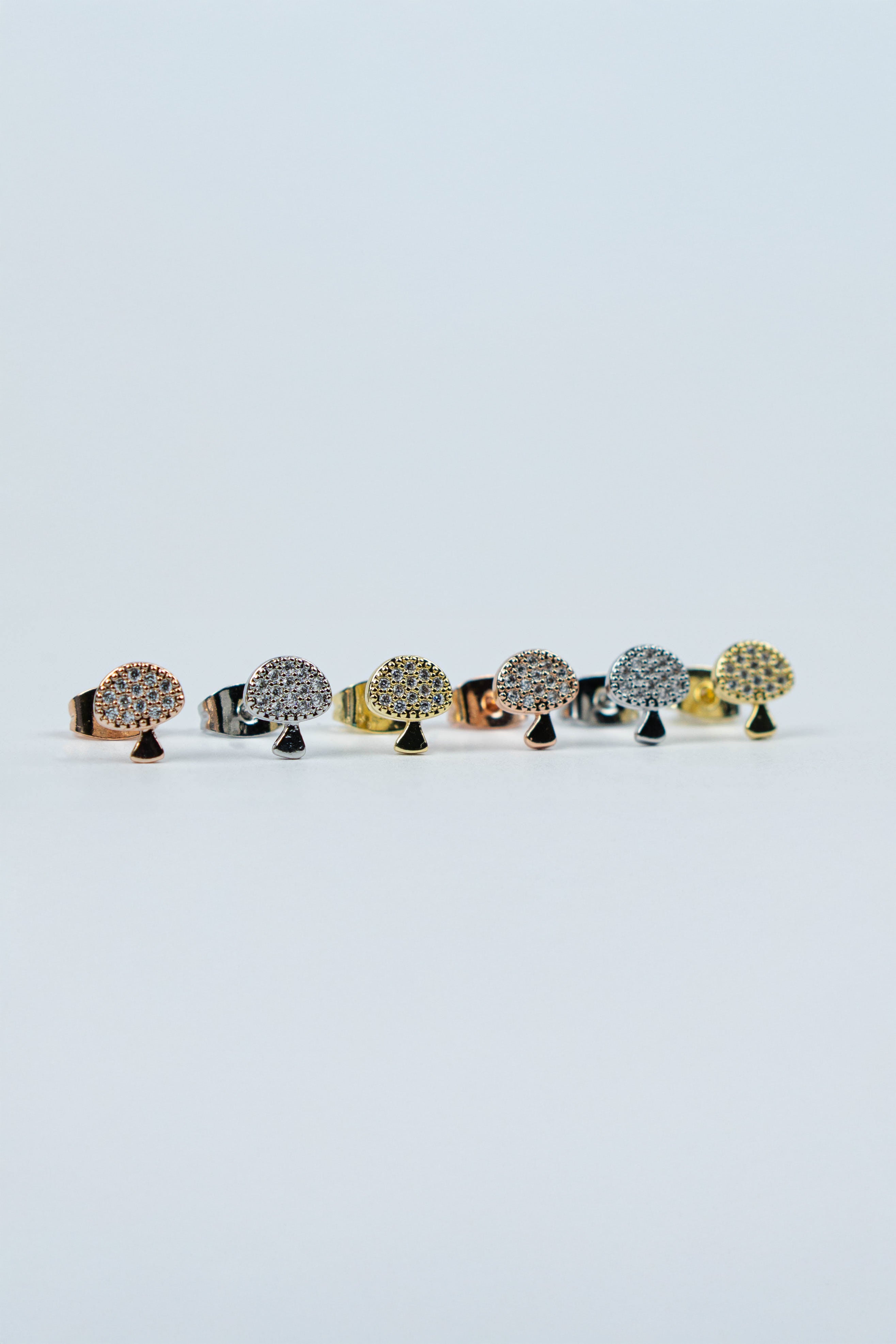 SET ARETES POMA X3